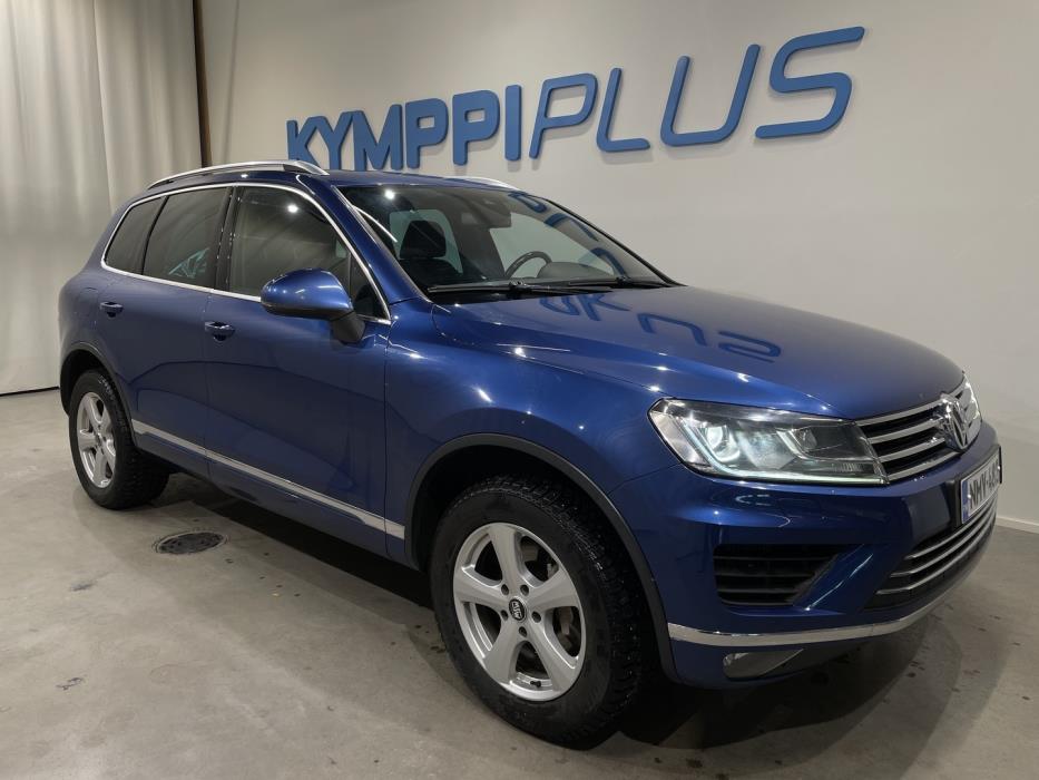 VOLKSWAGEN Touareg 2016