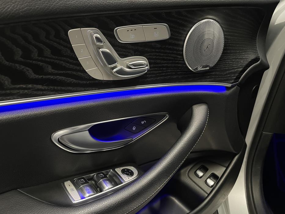 MERCEDES-BENZ E 2017