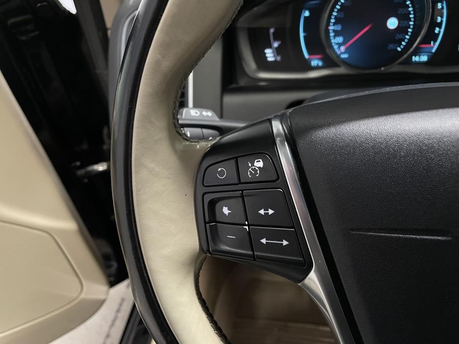 VOLVO XC60 2014