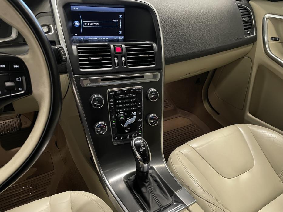 VOLVO XC60 2014