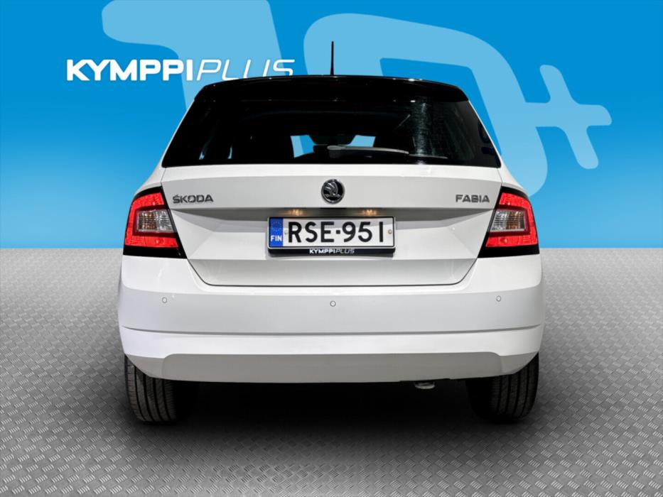SKODA Fabia 2016