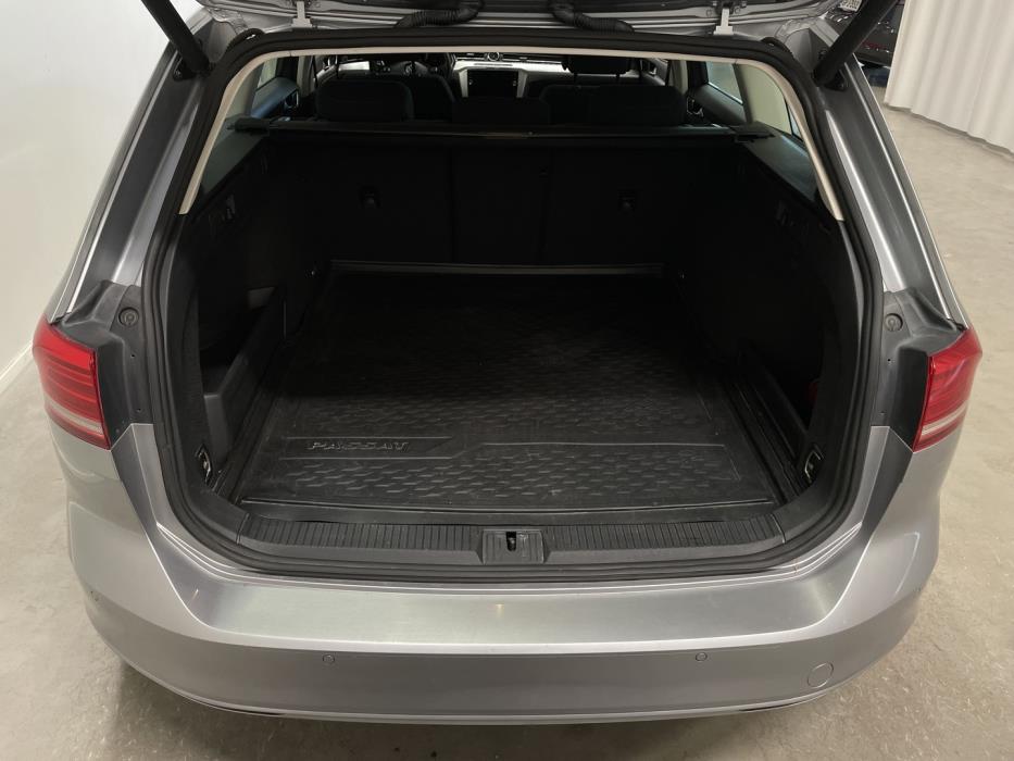 VOLKSWAGEN Passat 2019