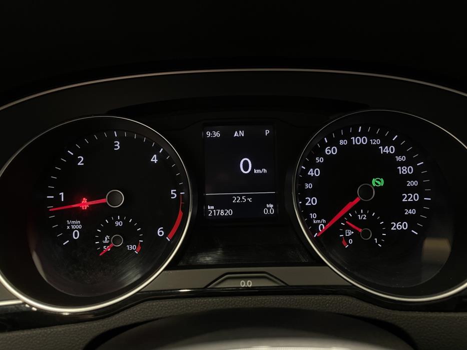 VOLKSWAGEN Passat 2019
