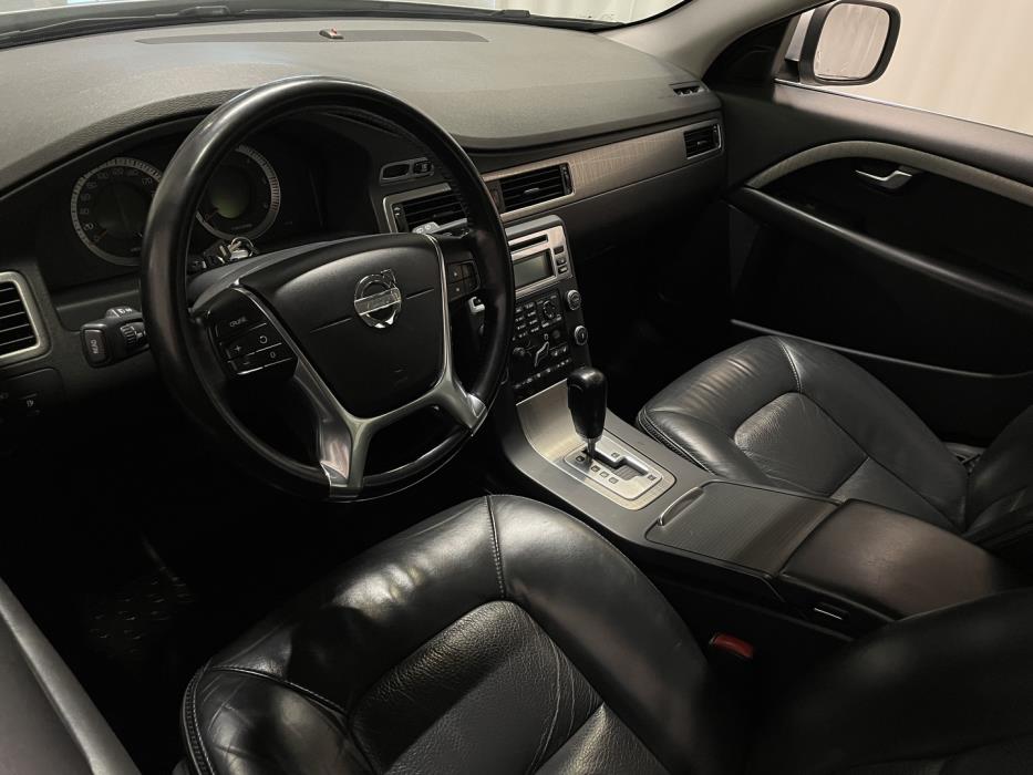 VOLVO XC70 2009