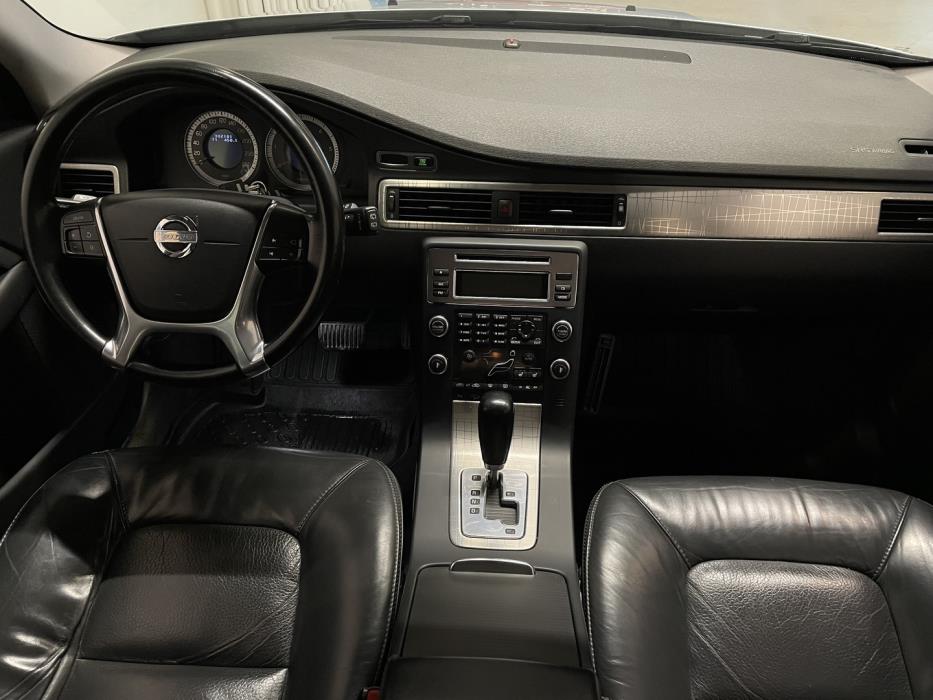 VOLVO XC70 2009
