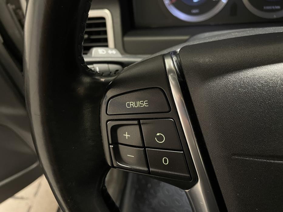 VOLVO XC70 2009