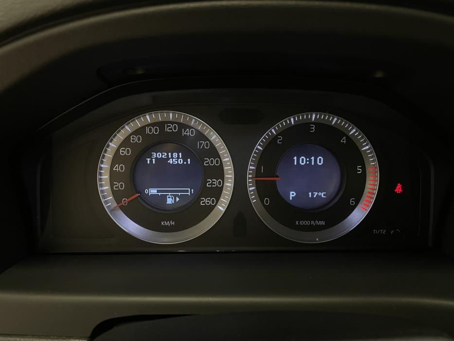 VOLVO XC70 2009