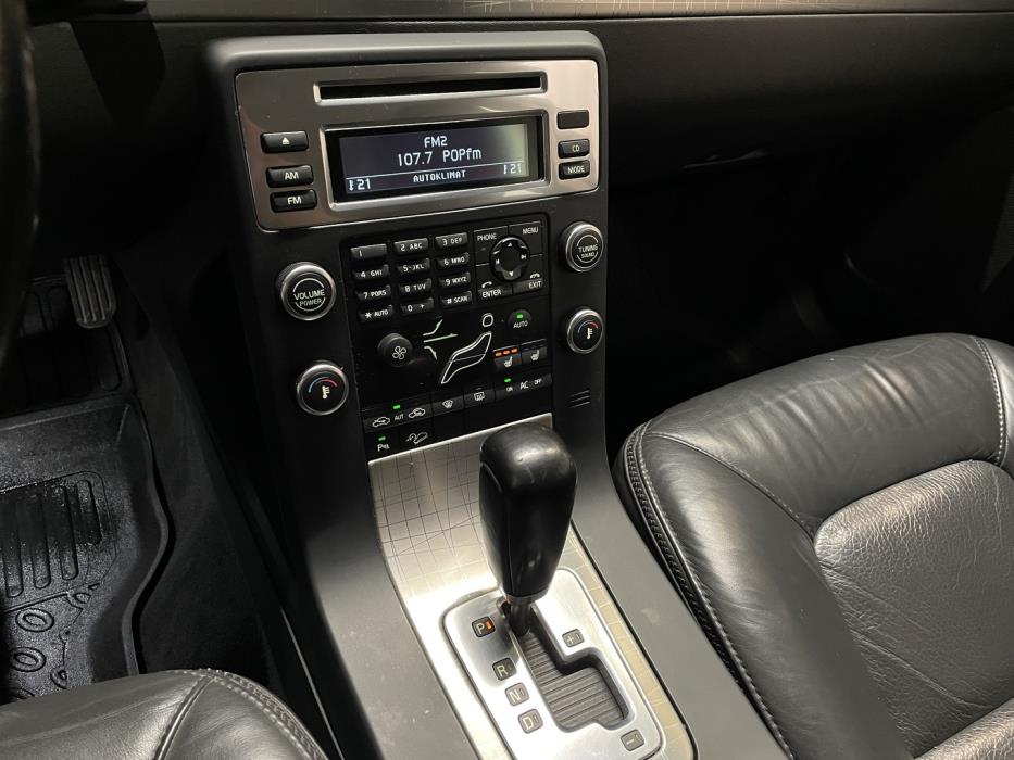 VOLVO XC70 2009