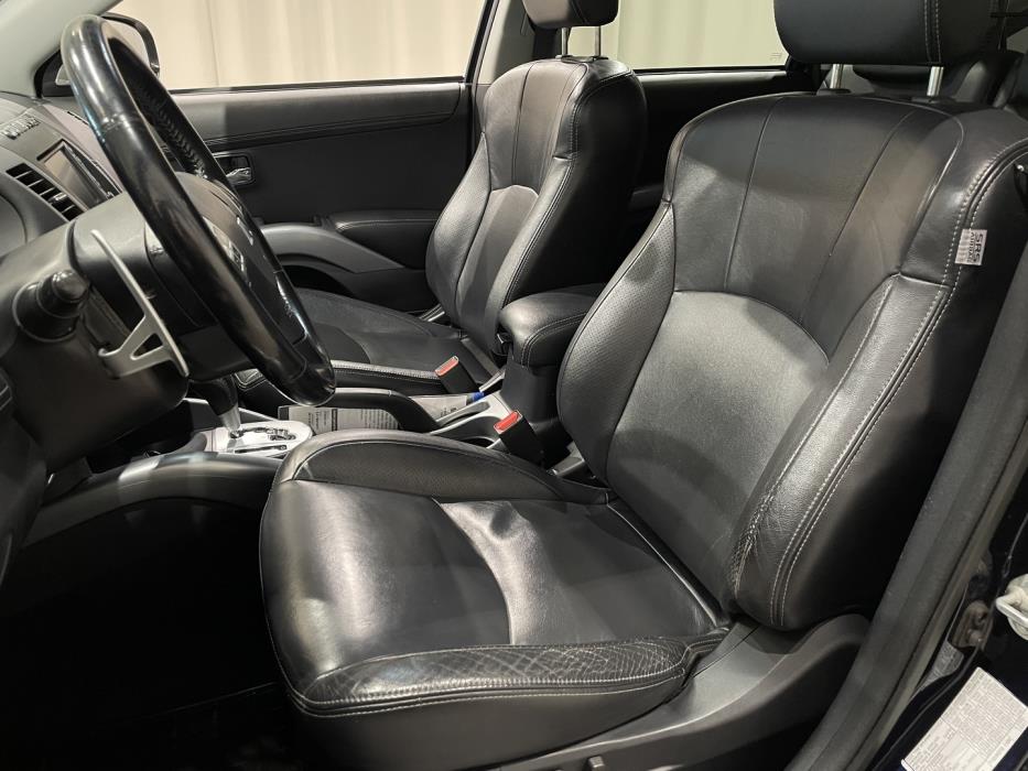 MITSUBISHI Outlander 2010