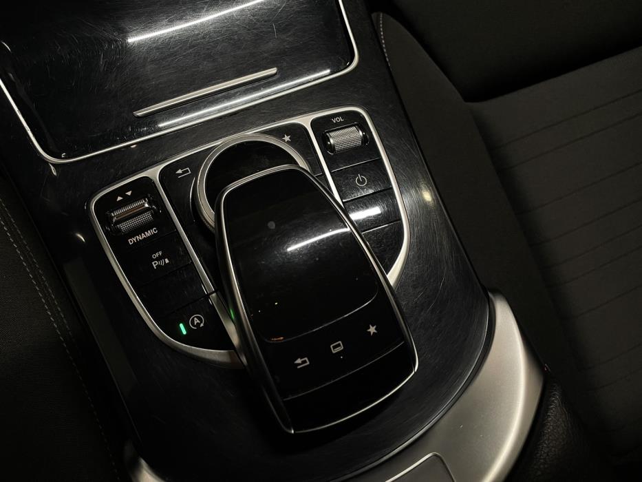 MERCEDES-BENZ C 2015