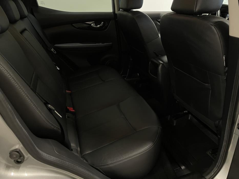 NISSAN Qashqai 2017