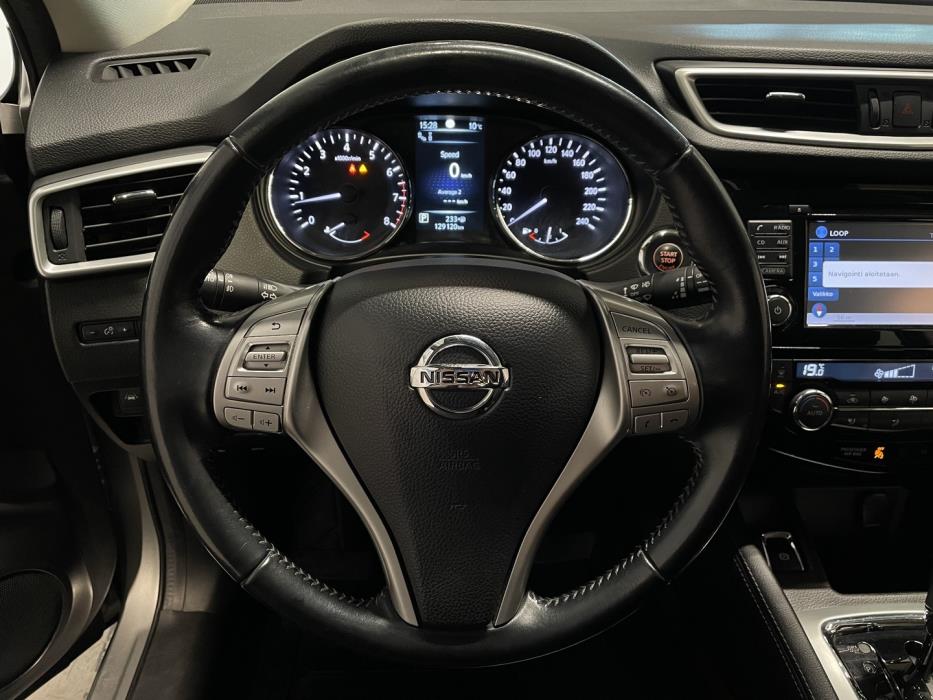 NISSAN Qashqai 2017
