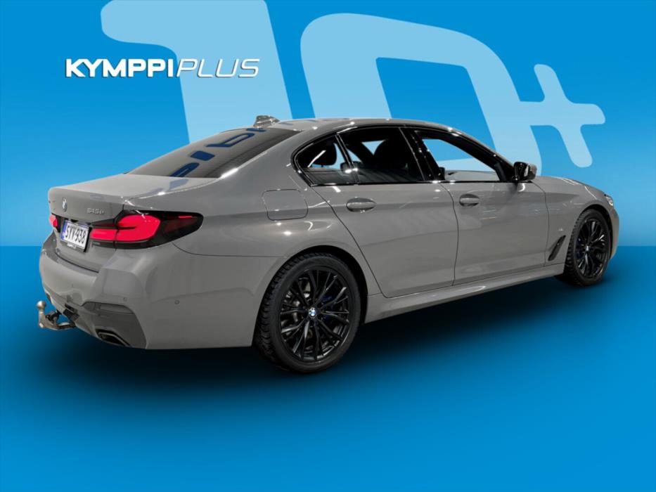 BMW 545 2021