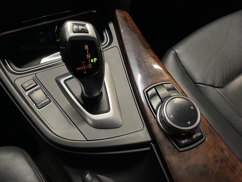 BMW 320 Gran Turismo 2014