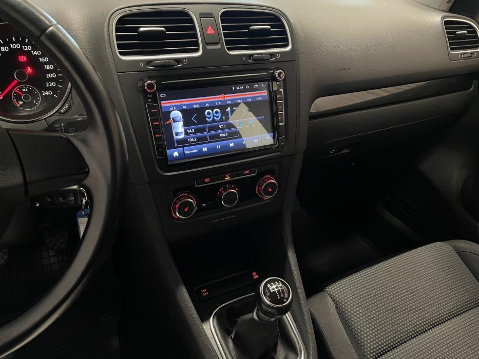 VOLKSWAGEN Golf 2010