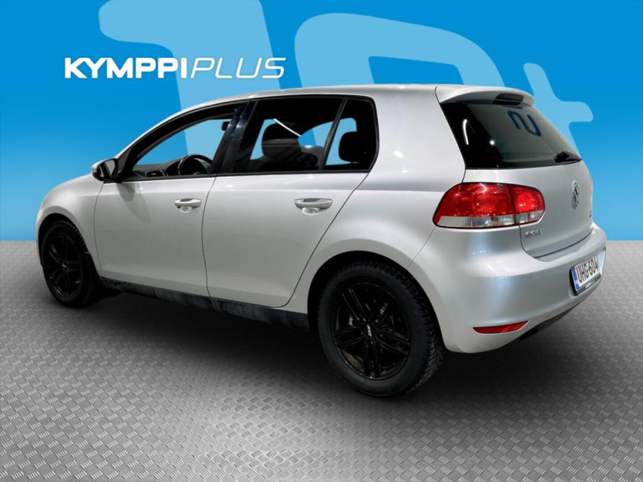 VOLKSWAGEN Golf 2010