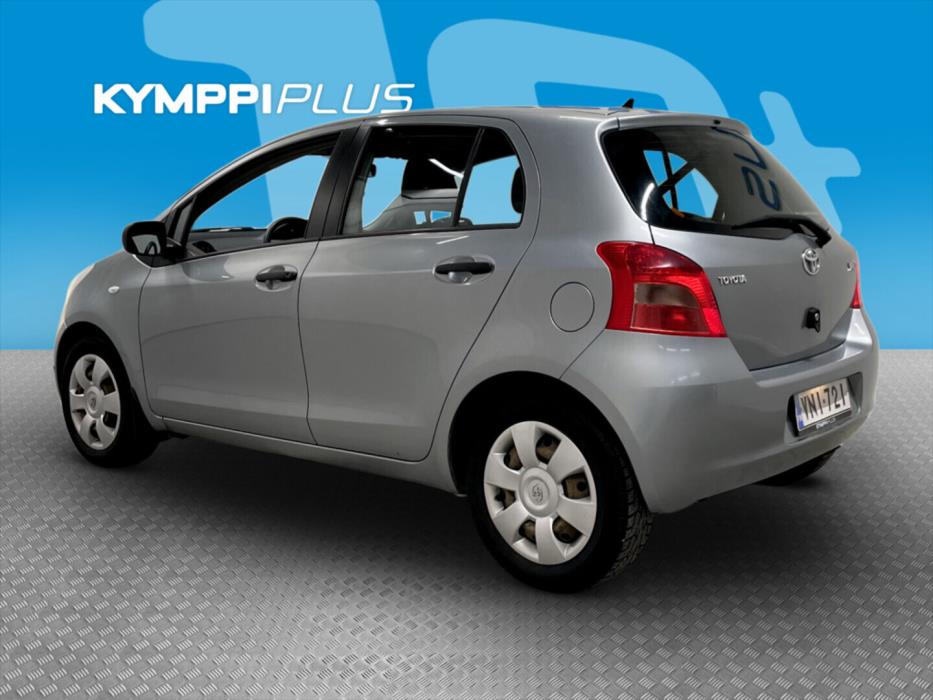 TOYOTA Yaris 2006