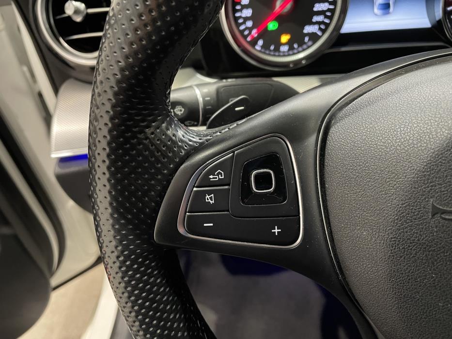 MERCEDES-BENZ E 2016