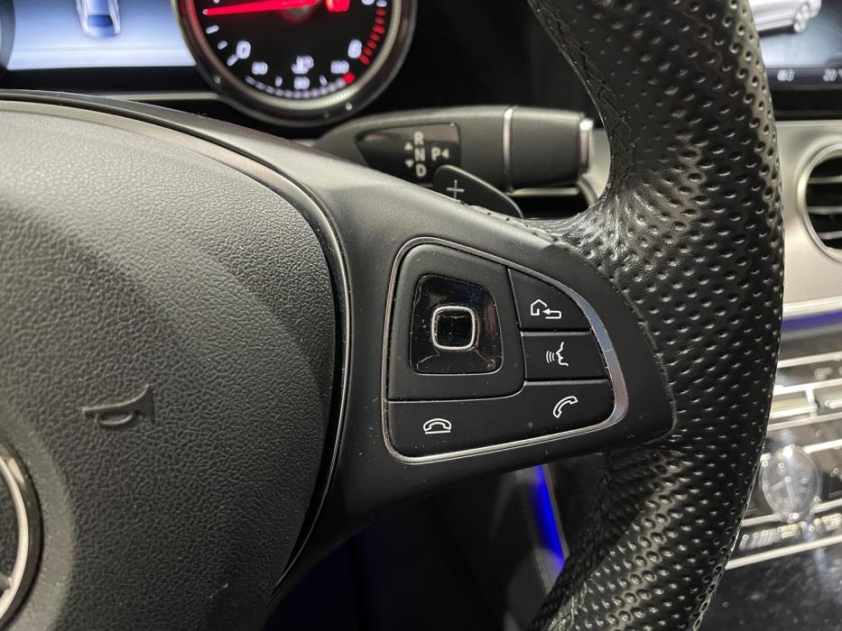 MERCEDES-BENZ E 2016