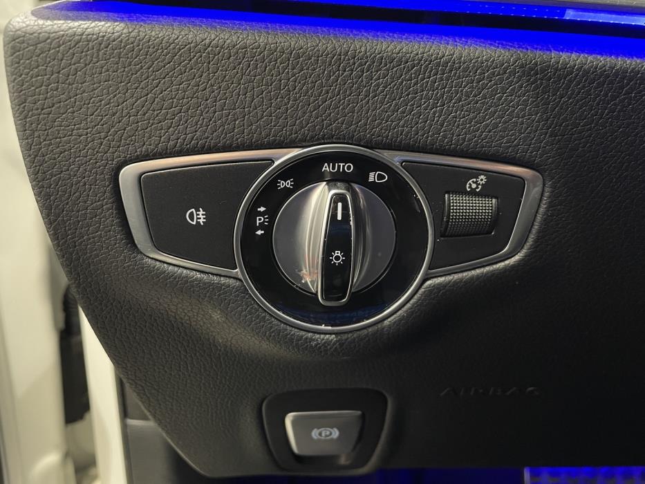 MERCEDES-BENZ E 2016