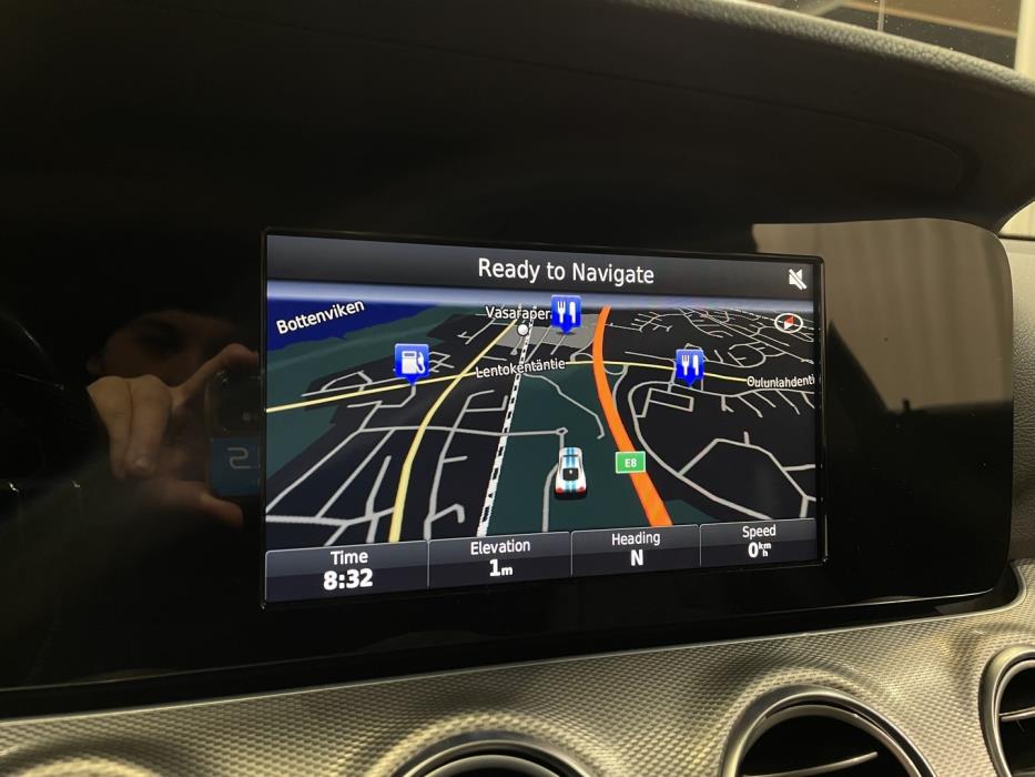 MERCEDES-BENZ E 2016