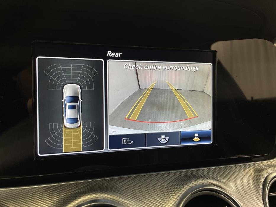 MERCEDES-BENZ E 2016