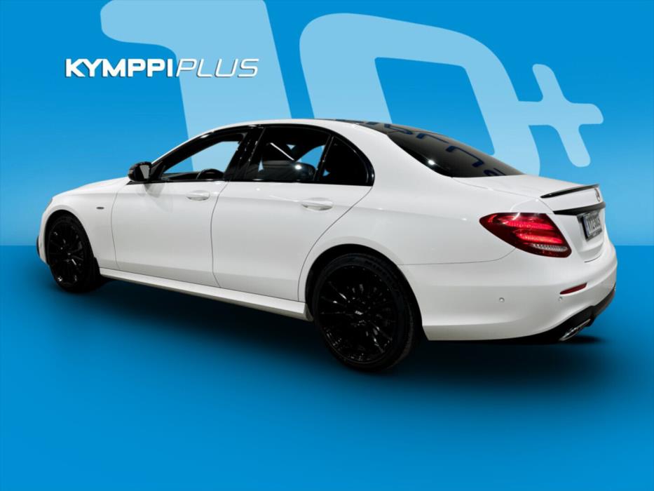 MERCEDES-BENZ E 2016