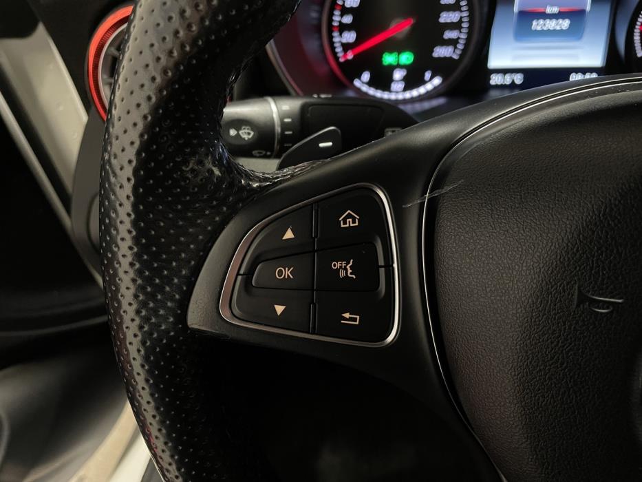 MERCEDES-BENZ C 2016