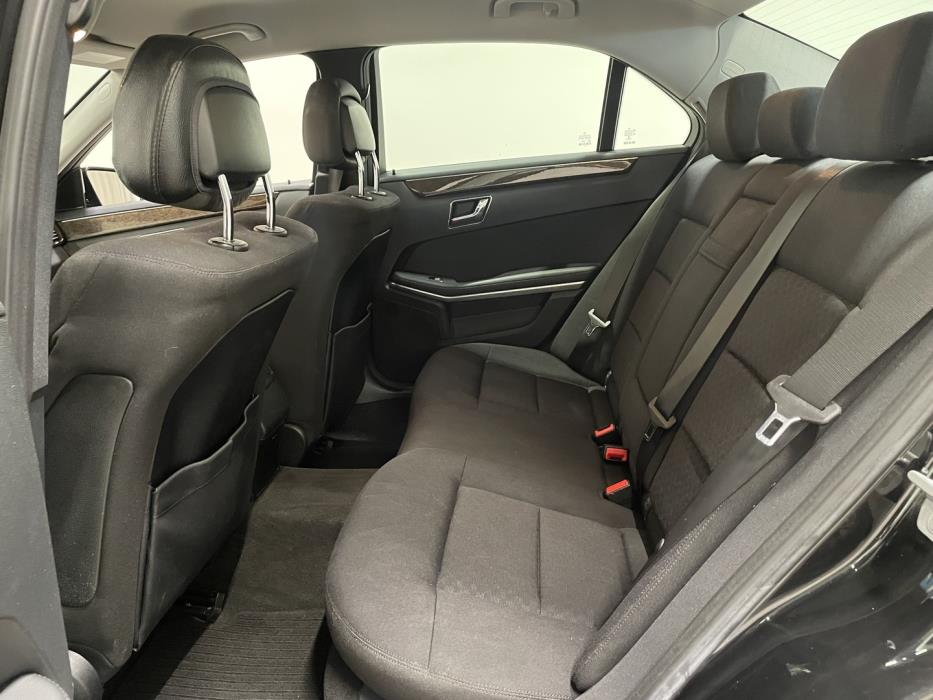 MERCEDES-BENZ E 2010