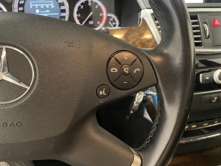 MERCEDES-BENZ E 2010