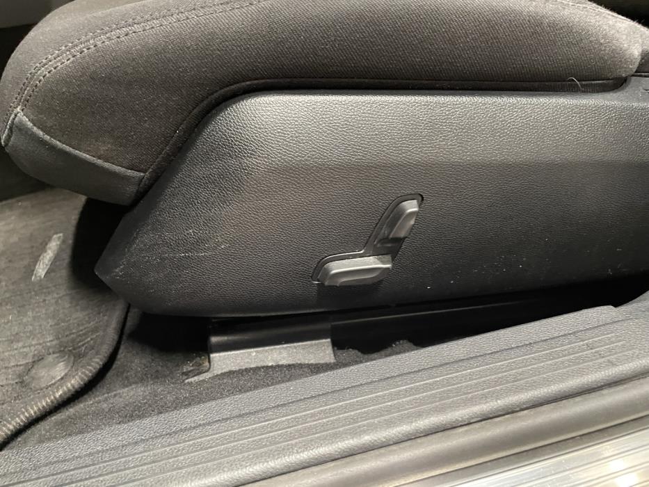 MERCEDES-BENZ E 2010