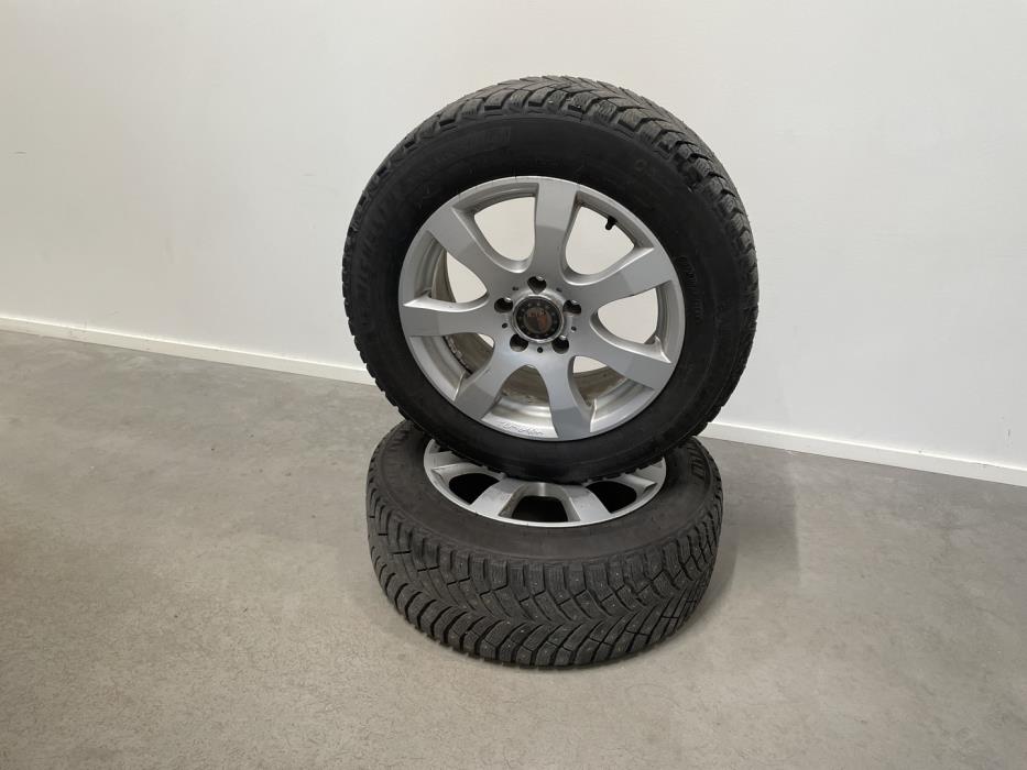 MERCEDES-BENZ E 2010