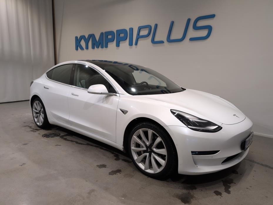TESLA Model 3 2020