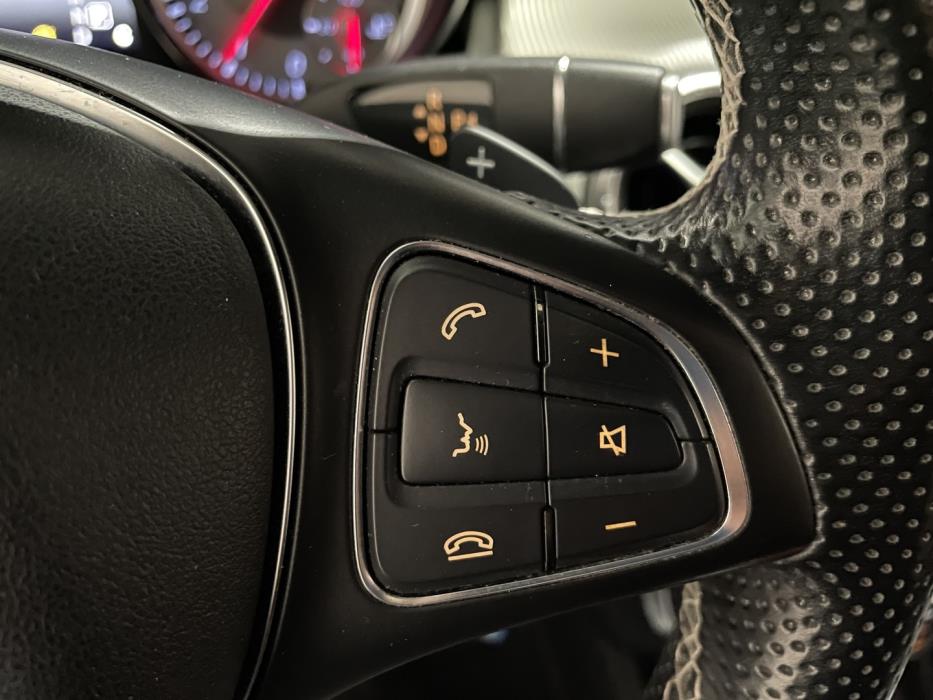 MERCEDES-BENZ CLA 2016