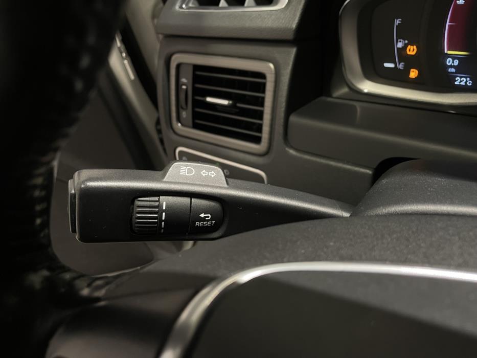 VOLVO XC70 2016