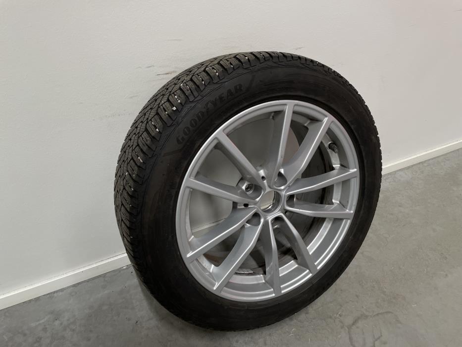 BMW i4 2023
