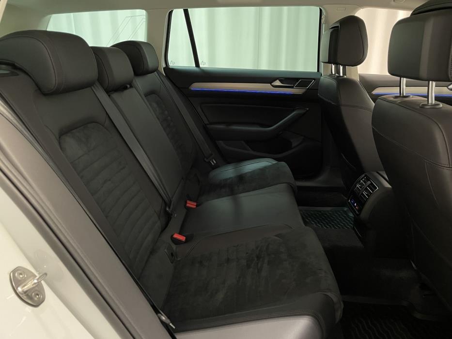 VOLKSWAGEN Passat 2018