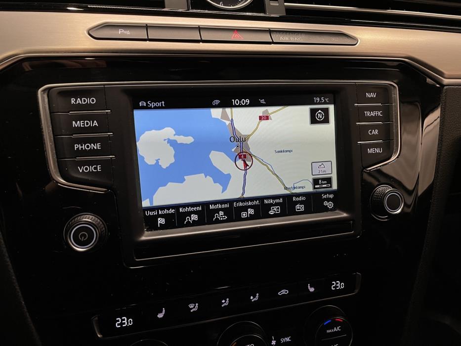 VOLKSWAGEN Passat 2016