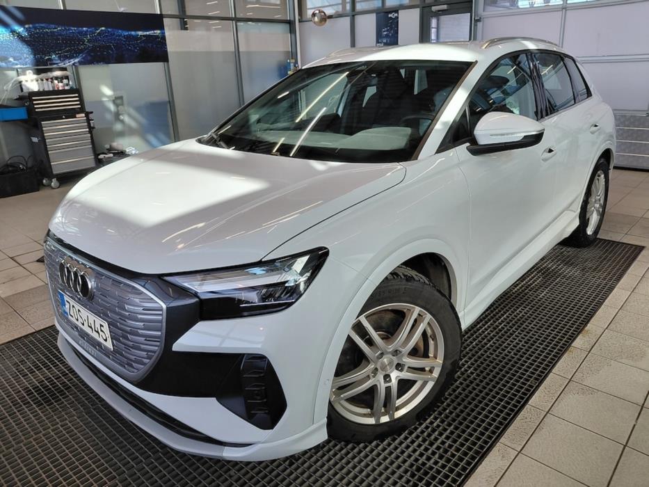 AUDI Q4 e-tron 2023