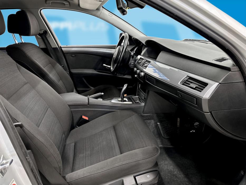 BMW 520 2010