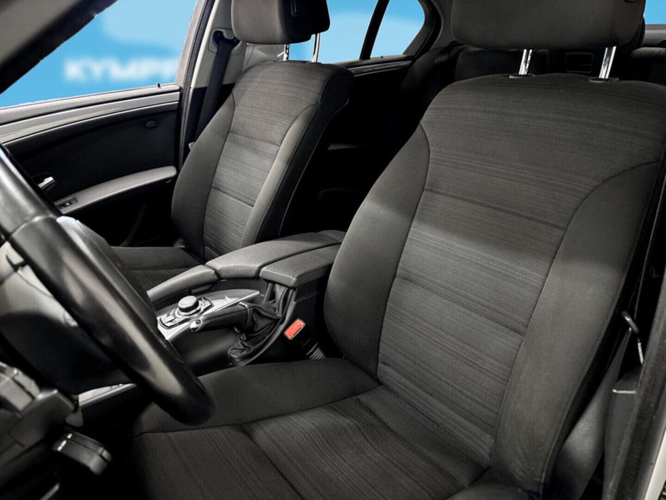 BMW 520 2010