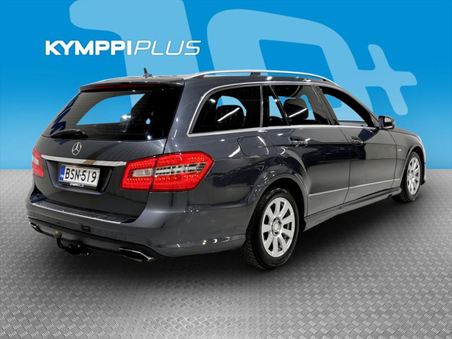 MERCEDES-BENZ E 2010