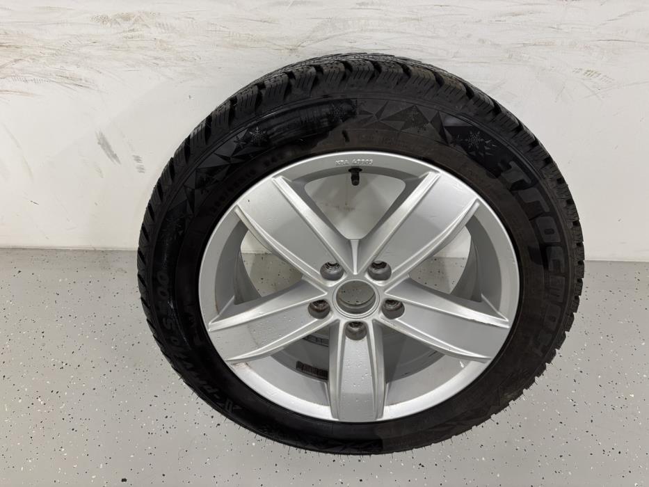 VOLKSWAGEN Passat 2013