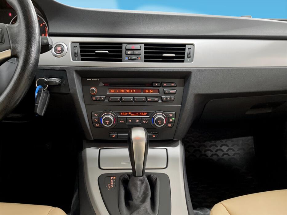 BMW 320 2007