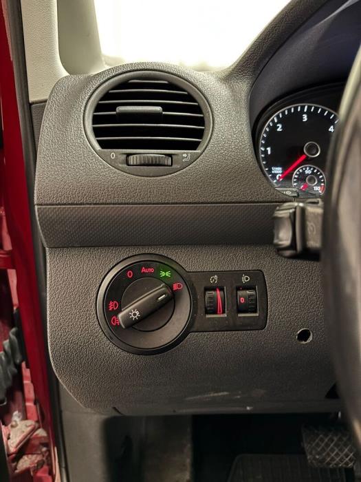 VOLKSWAGEN Caddy Maxi 2013