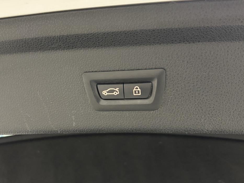 BMW 330 Gran Turismo 2014