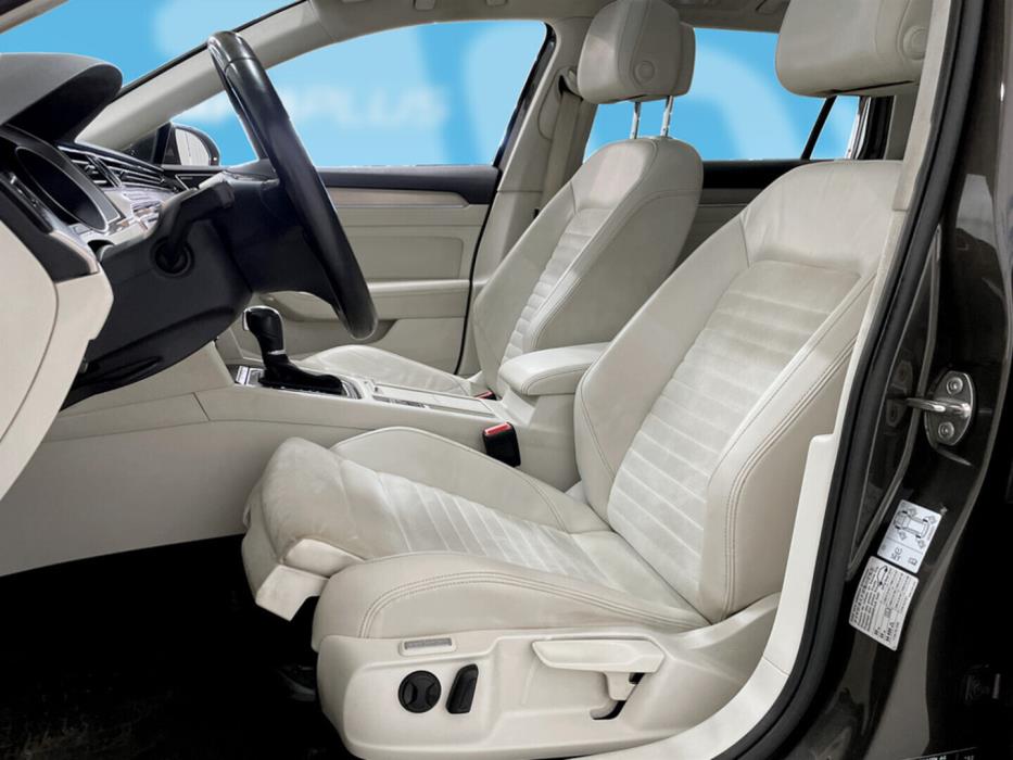 VOLKSWAGEN Passat 2015