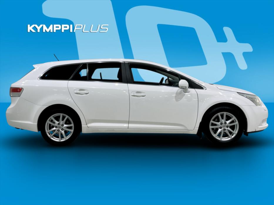 TOYOTA Avensis 2011