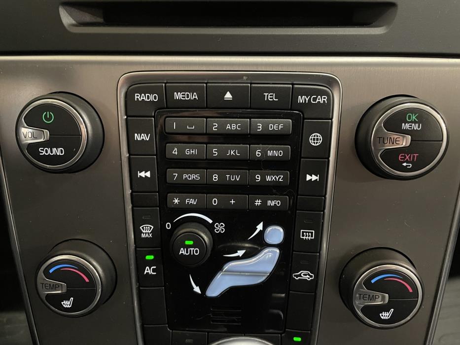 VOLVO V60 2014