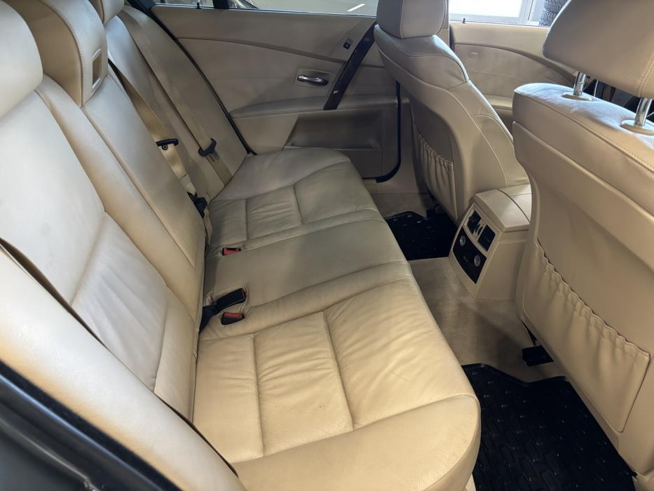 BMW 530 2007